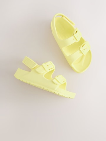 Next Открытая обувь в Желтый