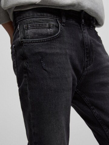 Pull&Bear Regular Jeans in Schwarz