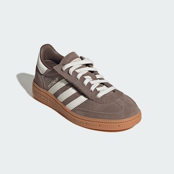 ADIDAS ORIGINALS Sneaker 'Handball Spezial' i brun