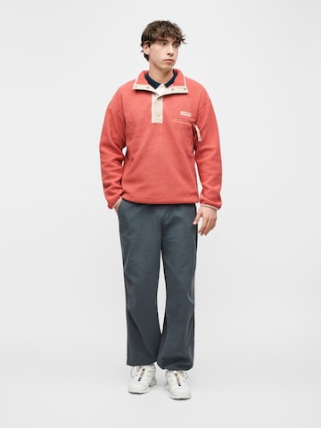 COLUMBIA Αθλητικό πουλόβερ 'Helvetia II' σε κόκκινο