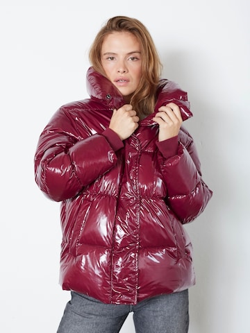 co'couture Winterjas 'Glossy' in Lila: voorkant