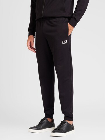Tuta da jogging di EA7 Emporio Armani in nero