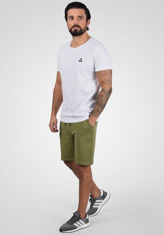 BLEND Regular Shorts Darino in Grün: predná strana