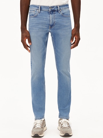 ARMEDANGELS Slimfit Jeans IAAN in Blau: Vorderseite