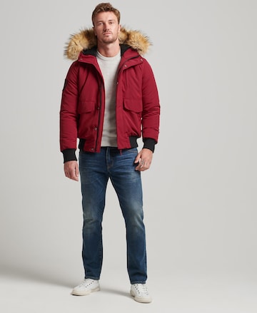 Veste mi-saison Superdry en rouge