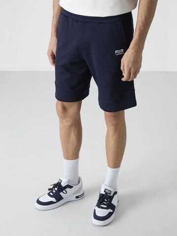 Tommy LifeTapered Hlače - plava boja