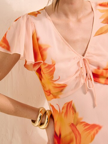 Friends Like These Kleid in Orange