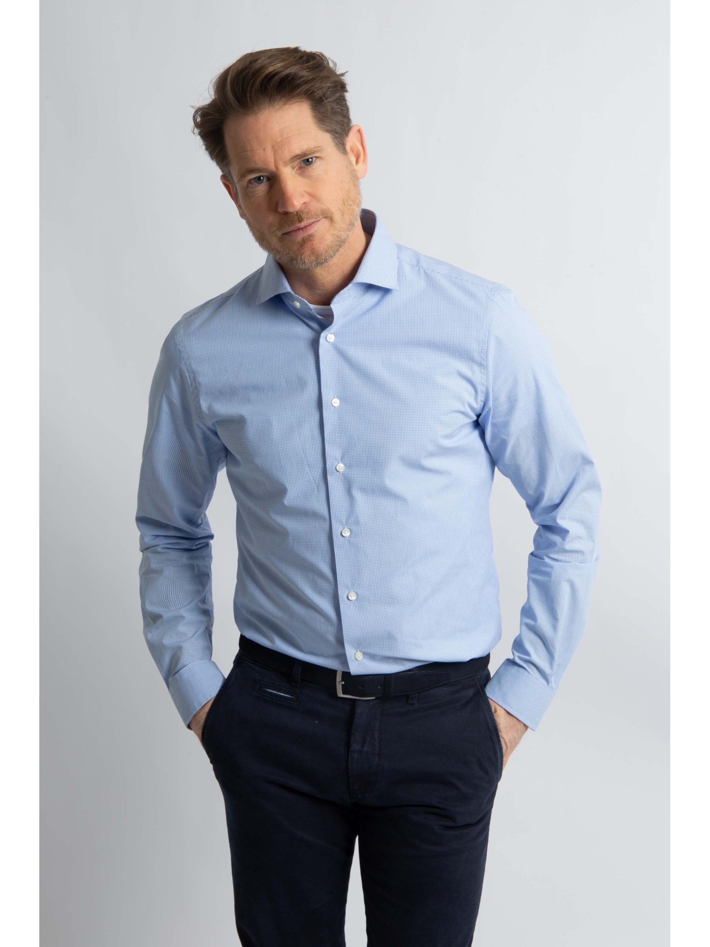 Steppin' out Slim fit Button Up Shirt in Blue