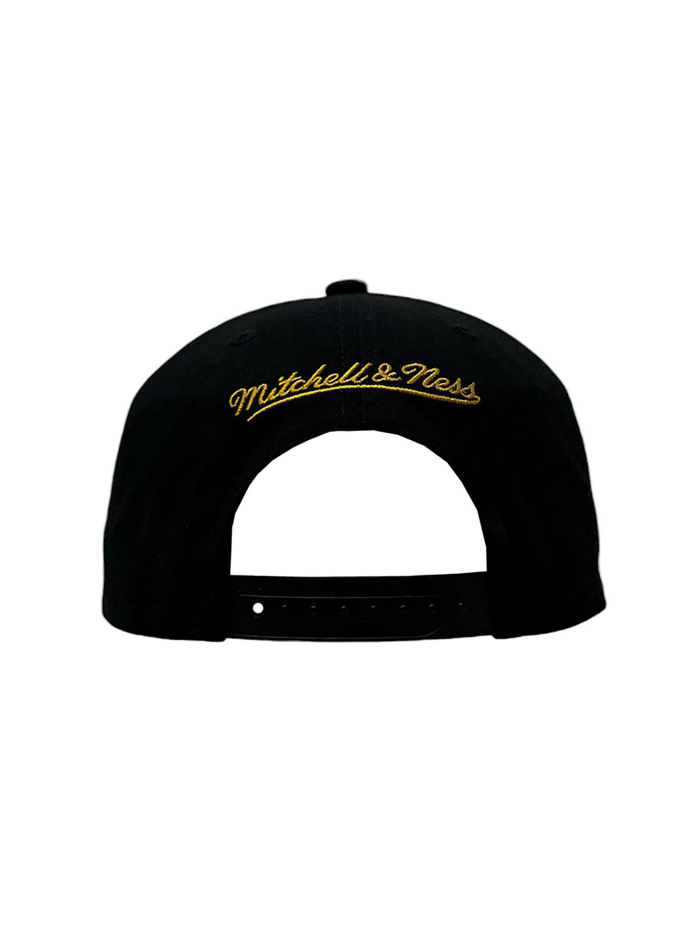 Mitchell & Ness Cap 'Boston Bruins Big Time Pro' in Black