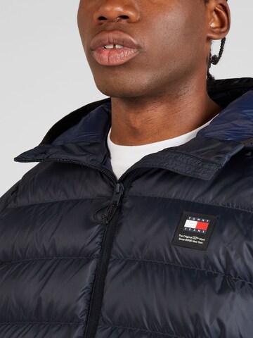 Tommy Jeans Winterjas in Blauw