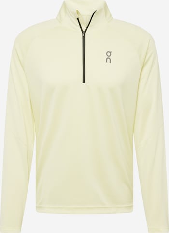 On Функциональная футболка 'Climate' в Бежевый: спереди