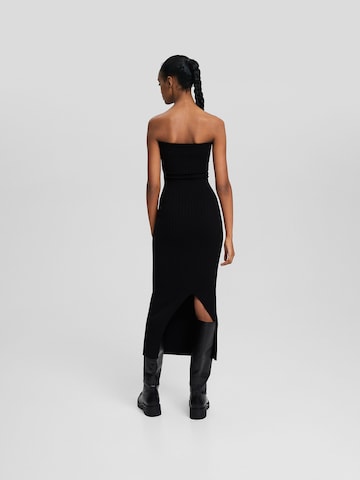 Bershka Kleid in Schwarz