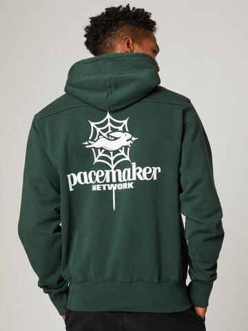 Pacemaker Sweatshirt 'PACE NETWORK' in Groen