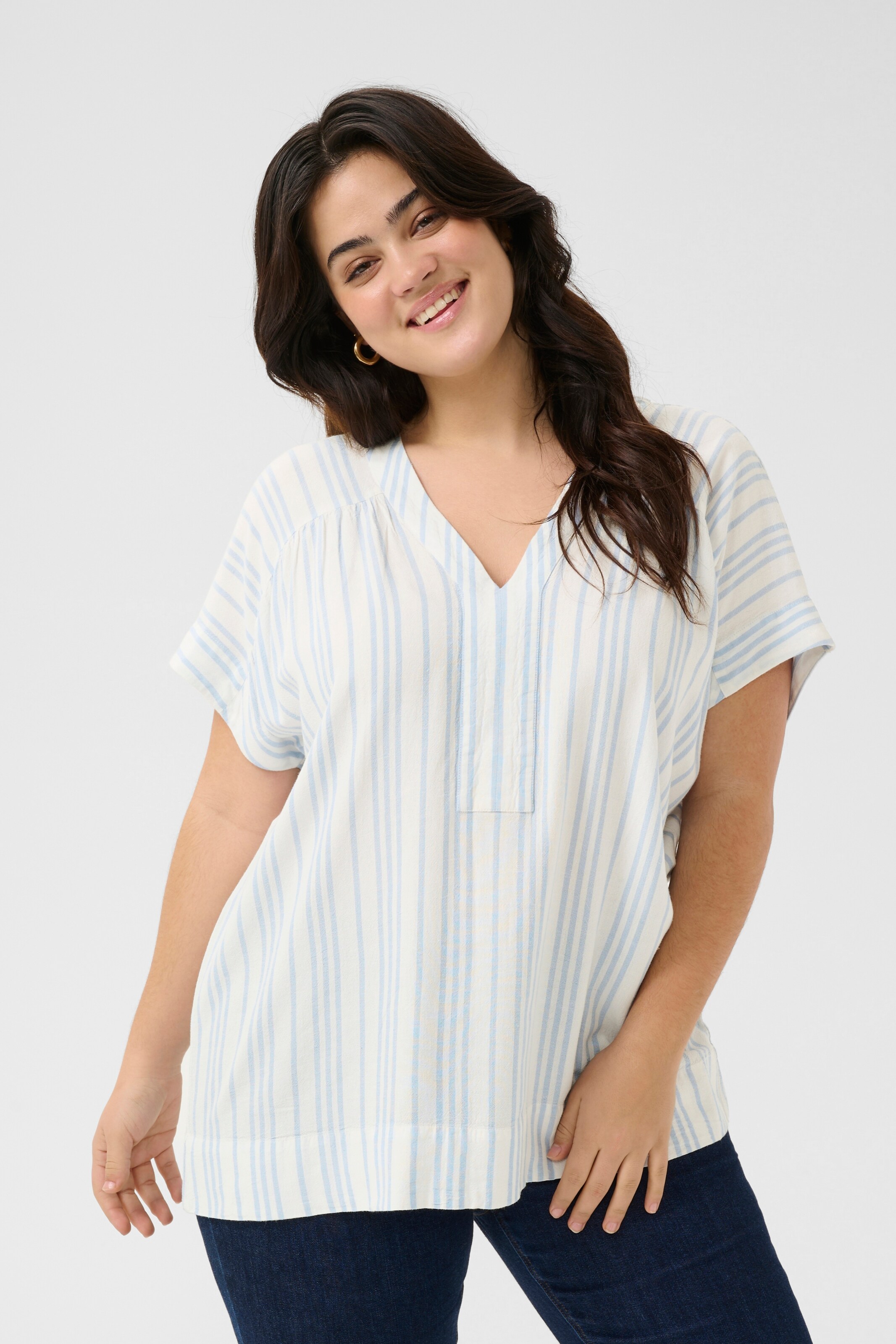 KAFFE CURVE Bluse 'Mille' i hvid: forside