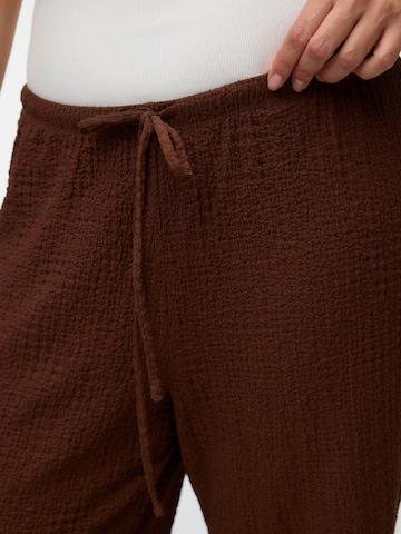 Vero Moda Curve - regular Pantalón en marrón