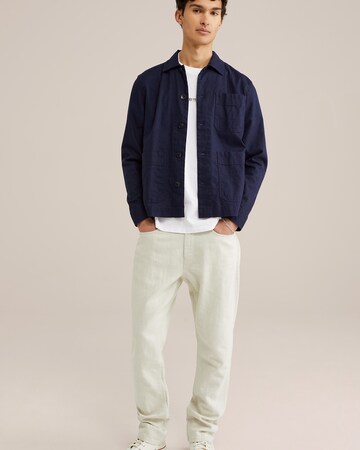 Tricou de la WE Fashion pe alb