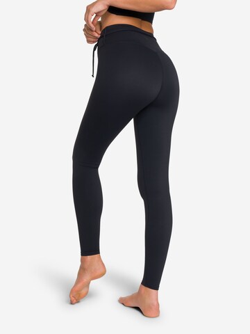 OCEANSAPART Skinny Sportbroek 'Gianna' in Zwart