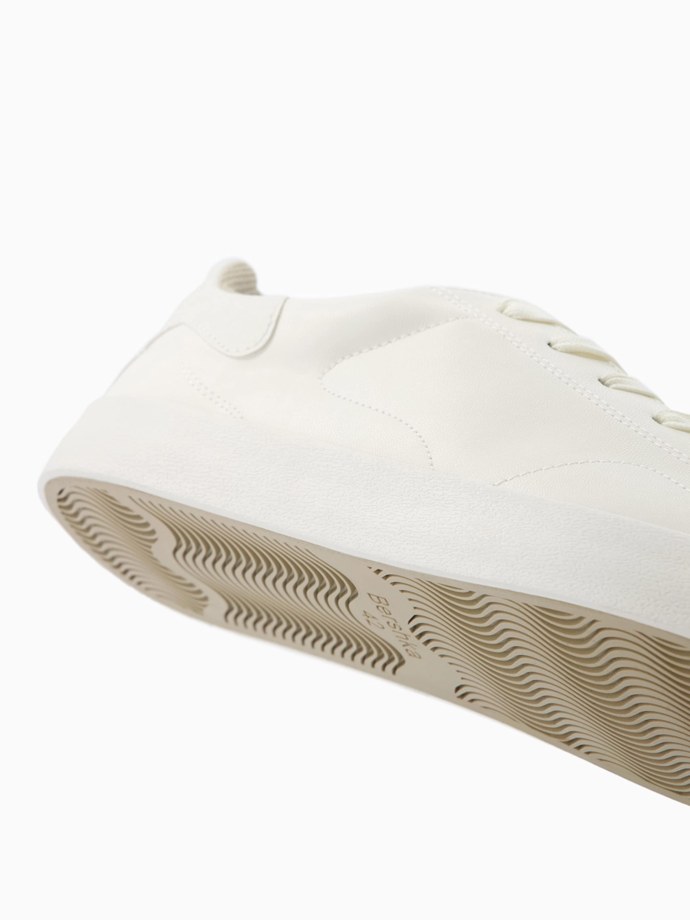 Bershka Brand Air Jordan 13 Retro Sneakers - Blinkenzo