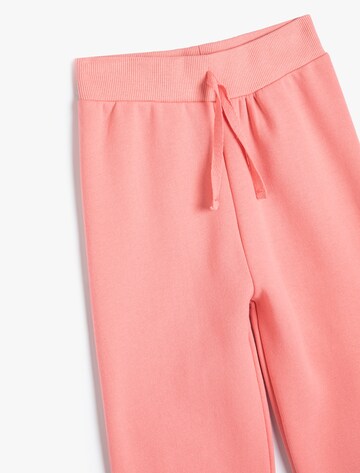 Koton Tapered Broek in Roze
