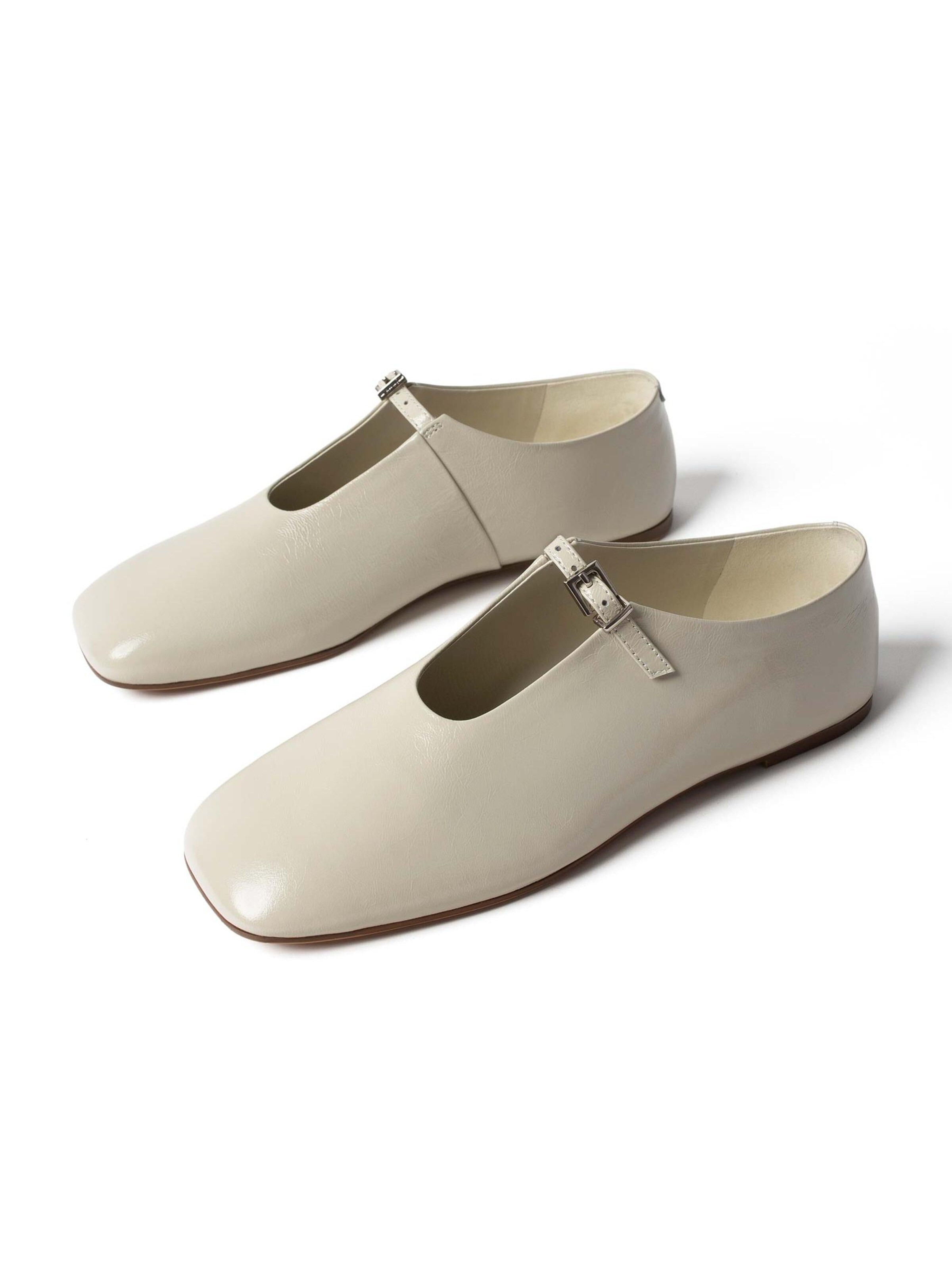 L37 HANDMADE SHOES Slip-ons 'MIDNIGHT CAROUSEL' in Beige