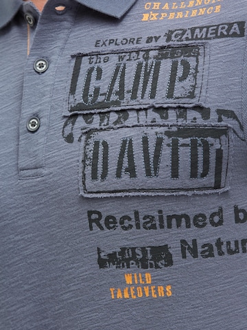 Maglietta di CAMP DAVID in blu