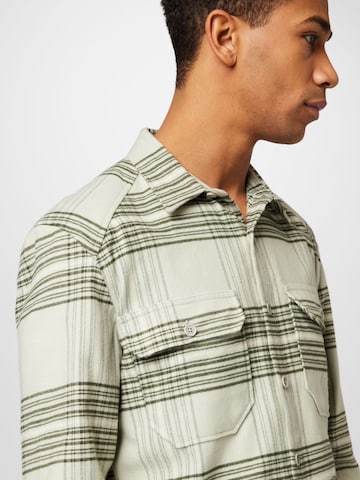 DRYKORN Regular fit Button Up Shirt in Green