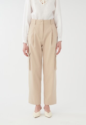 Loosefit Pantaloni con pieghe 'Caritadea ' di Dea Kudibal in beige: frontale