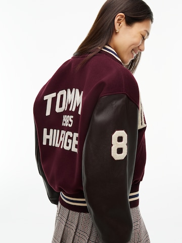 TOMMY HILFIGER Jacke in Rot