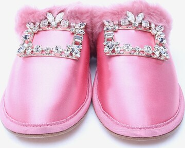Roger Vivier Flats & Loafers in 36 in Pink