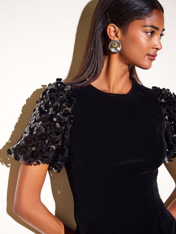 Friends Like These Cocktail dress in Black