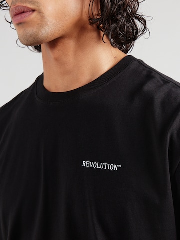 Revolution Tričko - Čierna