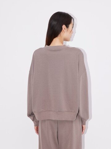 Sweat-shirt 'Victoria' LeGer by Lena Gercke en marron