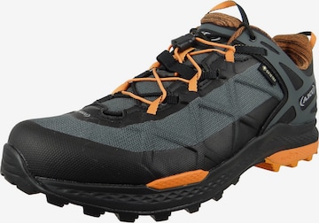 Chaussure basse 'Neutral Rocket' AKU en noir : devant