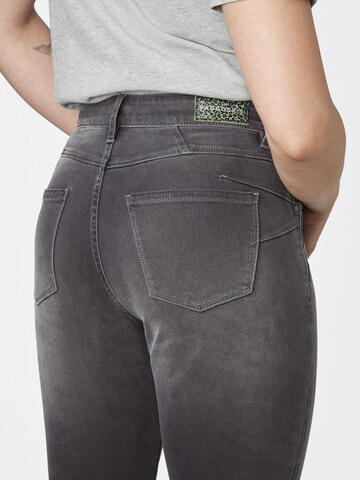 PADDOCKS Loosefit Jeans in Grau