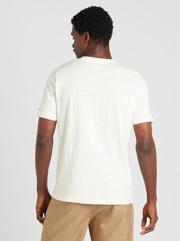 FYNCH-HATTON Bluser & t-shirts 'Slub' i hvid