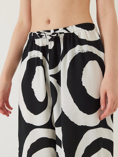 Bianco Lucci Trousers in Black / White, Item view