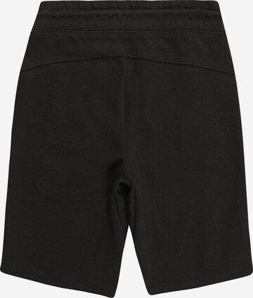 GAP Regular Shorts in Schwarz