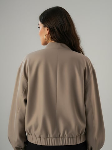WEARABLE STORIES Between-Season Jacket 'Sienna' in Beige