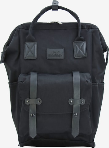 Jennifer Jones Rucksack in Schwarz: Vorderseite
