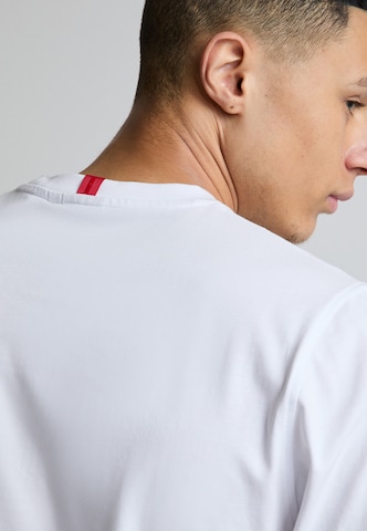 T-Shirt 'VIARELLO' Zavetti Canada en blanc