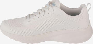 Baskets basses 'Skechers Bobs Squad Chaos - Face Off' SKECHERS en blanc : devant
