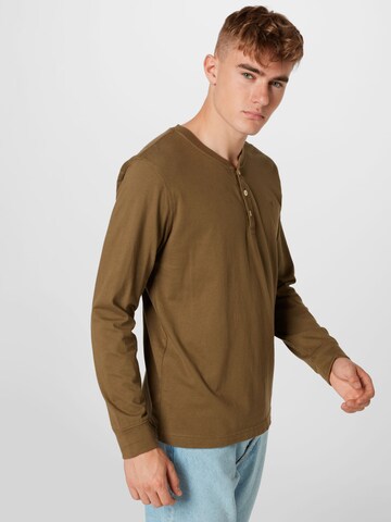 American Eagle Shirt in Green: front
