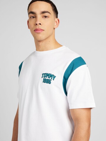 T-Shirt Tommy Jeans en blanc