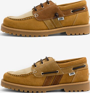Caval - Mocassins em castanho: frente