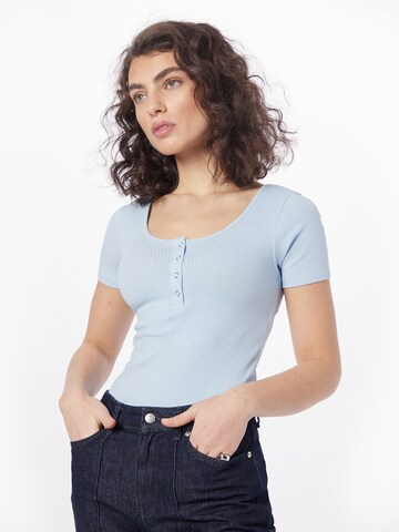 PIECES T-Shirt 'KITTE' in Blau: predná strana