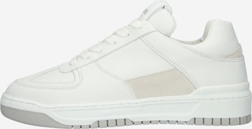 Baskets basses 'Tufa Greer' BLACKSTONE en blanc : devant