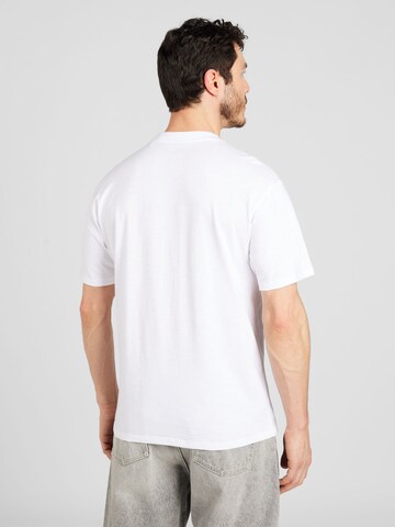 T-Shirt GUESS en blanc