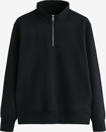 Next Collegepaita värissä musta: etupuoli