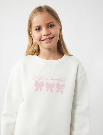 Koton Sweatshirt in White