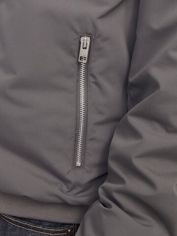 Jack & Jones Plus Between-Season Jacket in Grey